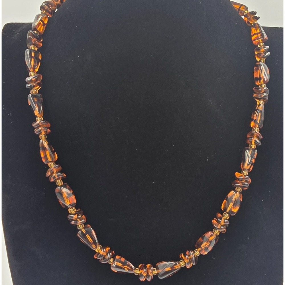 Vintage Hobe' Necklace Faux Tortoise Pattern Art Glass Barrel Clasp Unsigned